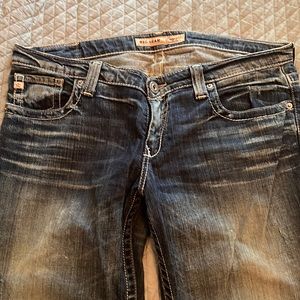 Big Star jeans style- Casey K. Low-rise fit